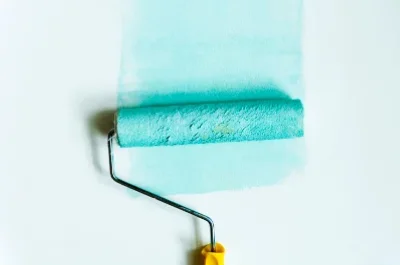 Peinture intérieure à la Motte-en-Bauges — murs, plafonds et boiseries